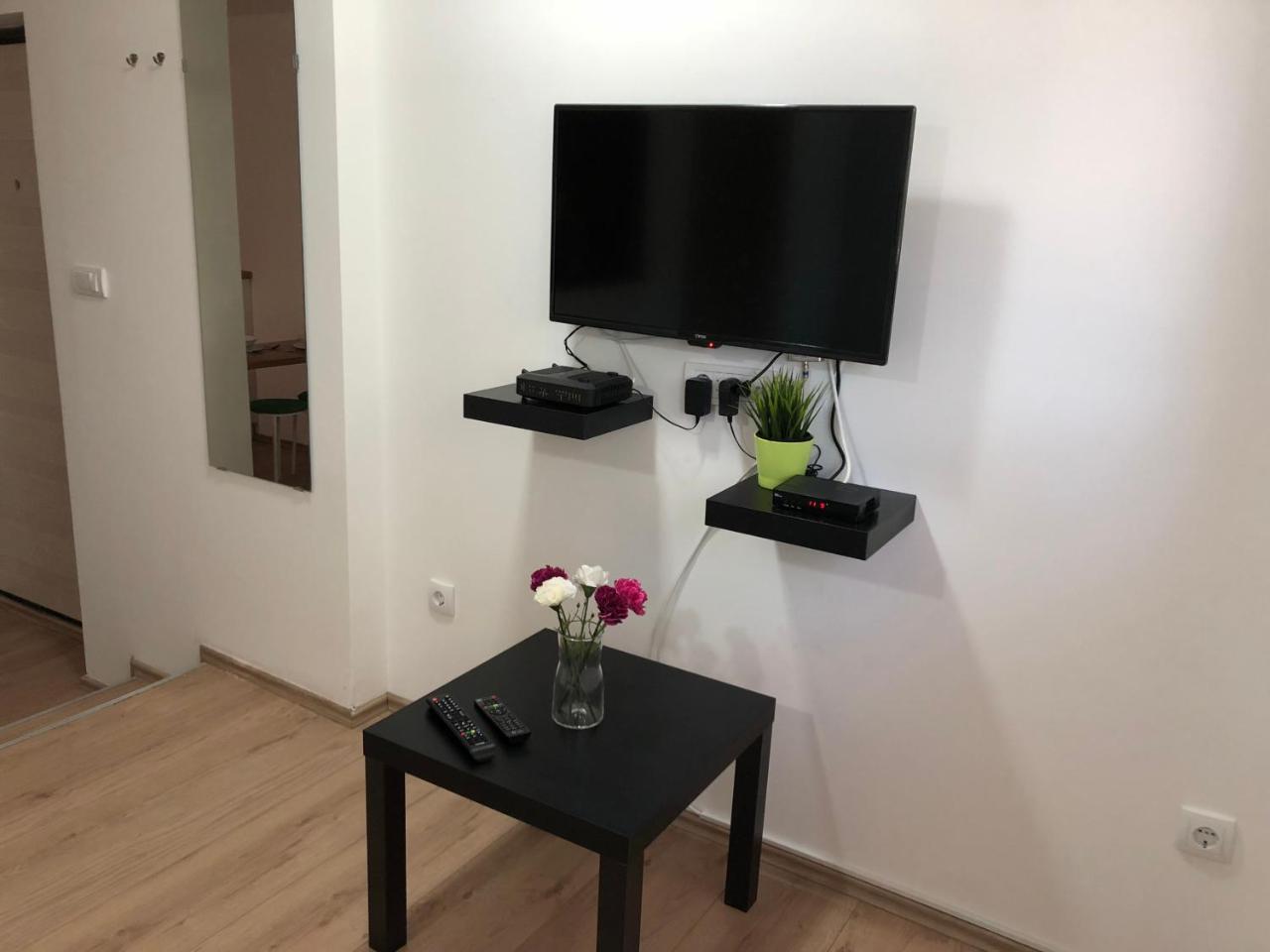 Small & Sweet Apartments Belgrade Luaran gambar